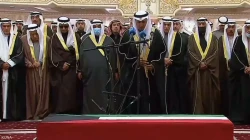 جثمان أمير الكويت يوارى الثرى في أكبر مقابر البلاد