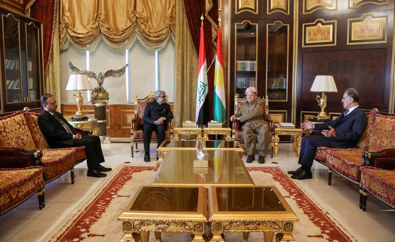Kurdish Leader Barzani Meets Indian Consul, Discusses Regional Politics