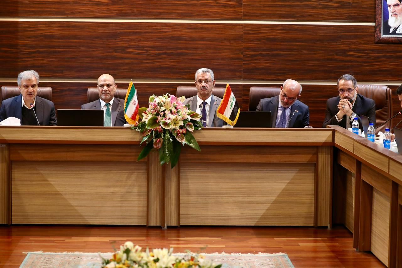 Iraq welcomes Iranian companies to engage in oil and energy sector projects