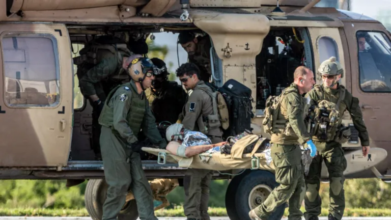 الجرحى يرفضون لقاء نتنياهو.. إصابة 49 عسكرياً اسرائيليا بمعارك غزة خلال ساعات