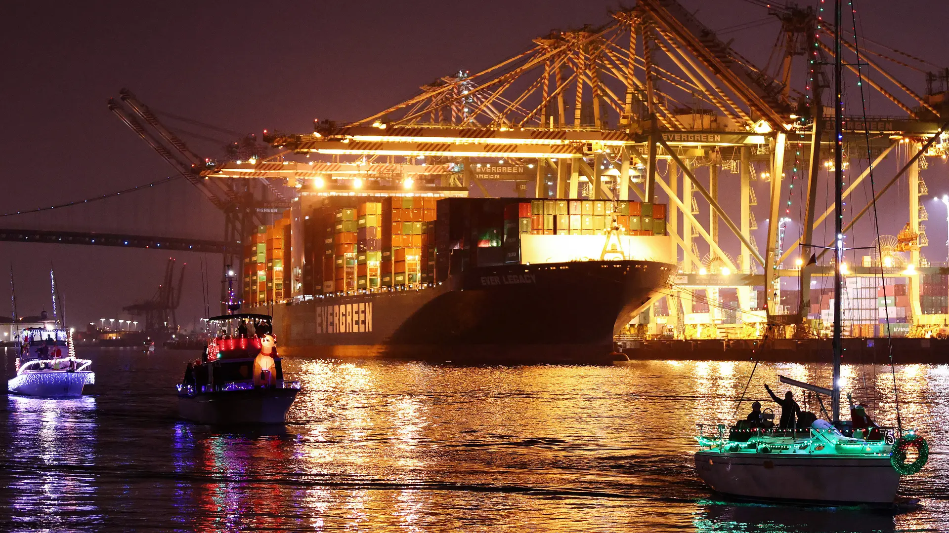 أسعار الشحن البحري بين آسيا وأوروبا وأميركا تقفز إلى 173%