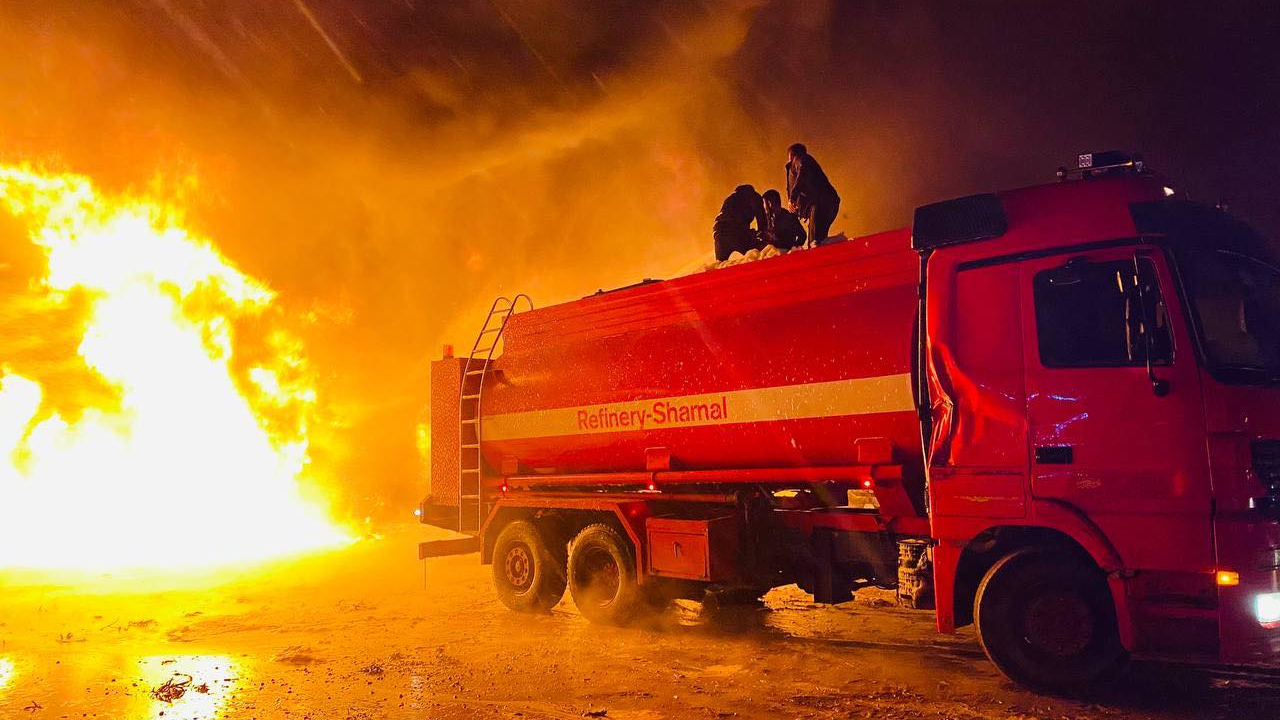 الدفاع المدني يكافح حريقا كبيرا التهم محالاً تجارية في كربلاء