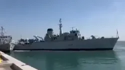حادثة اصطدام غريبة بين سفينتين بريطانيتين في الخليج (فيديو)