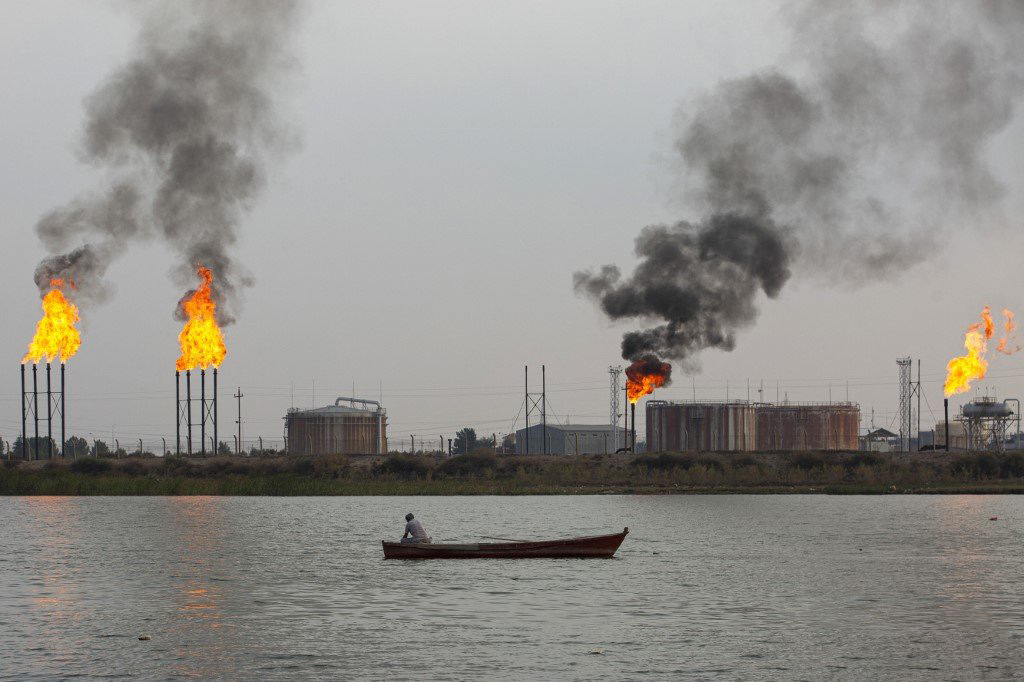 Basra Crudes slightly decline amidst global oil downturn