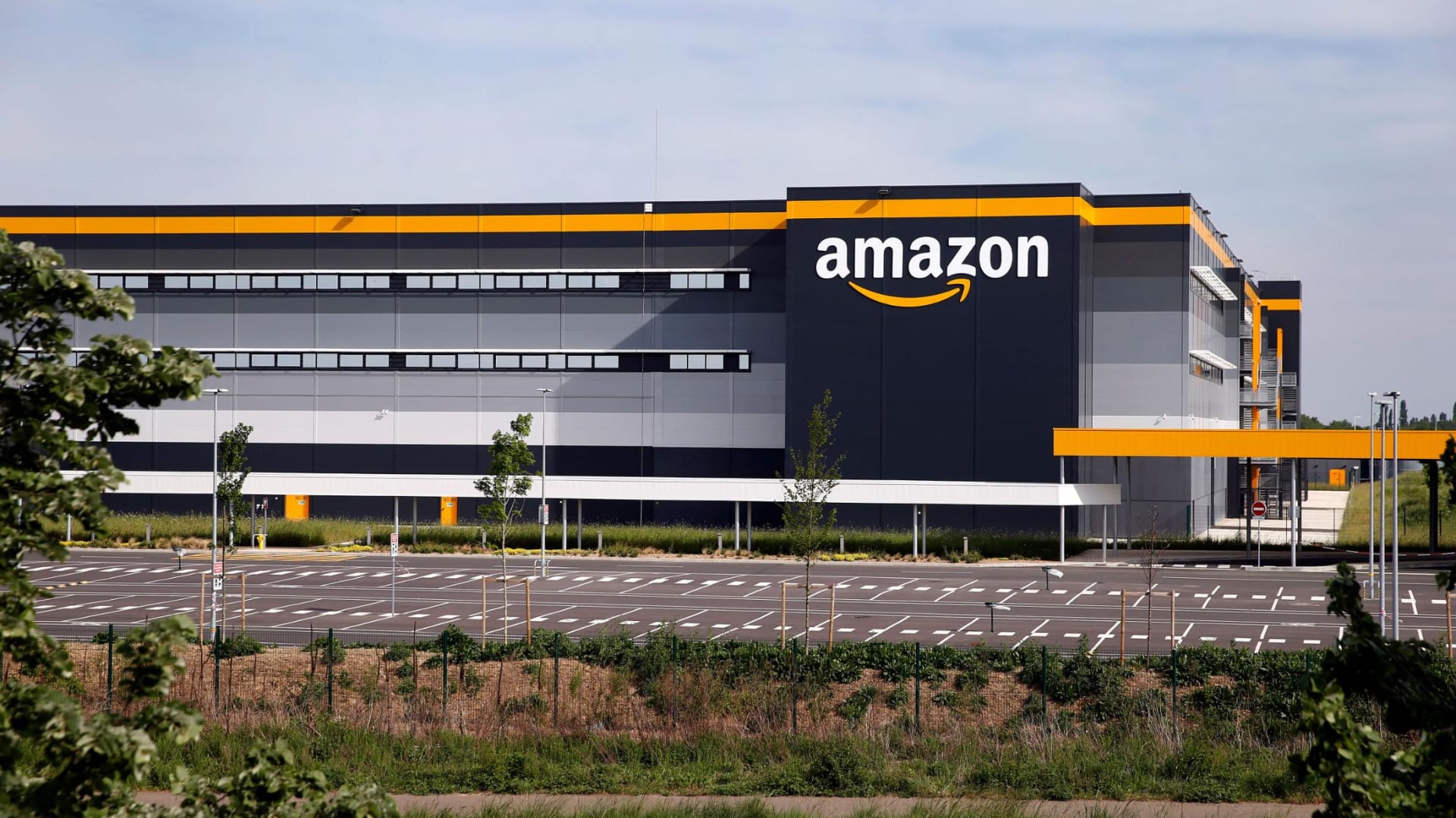 France Fines Amazon €32 Million Over Employee Surveillance