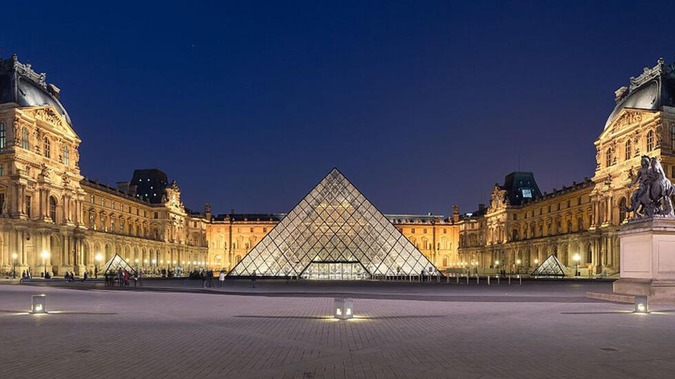 متاحف باريس تلجأ للذكاء الاصطناعي في عرض مقتنياتها لاستقطاب الشباب