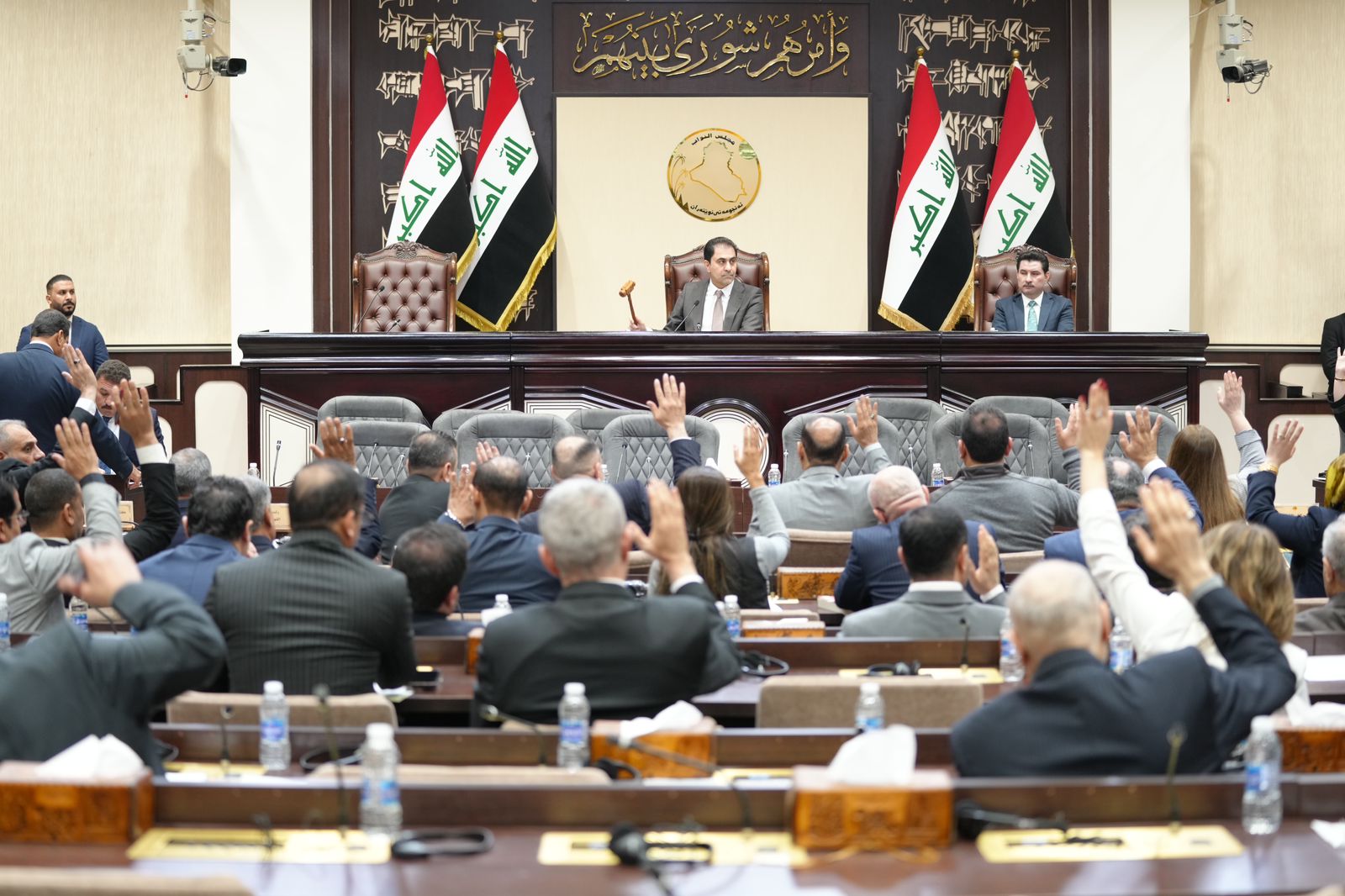 Iraqi press watch backs Iraqi journalists as they boycott parliament