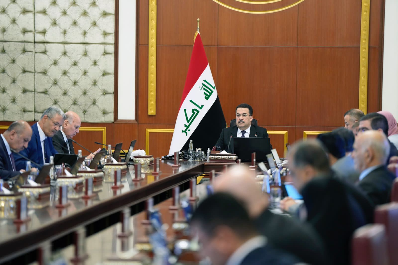 الحكومة العراقية تعتمد يوما لـ"القرآن" في البلاد وتتخذ جملة قرارات