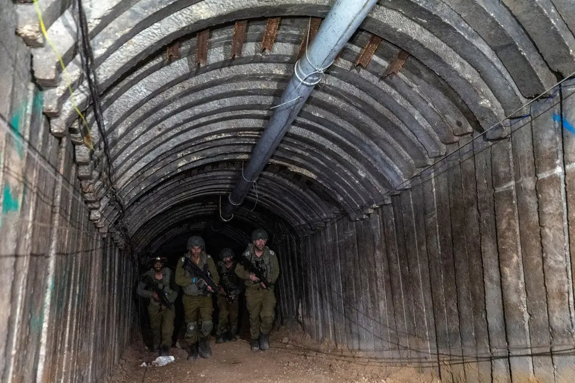 الجيش الاسرائيلي يبدأ عملية إغراق أنفاق غزة بالمياه