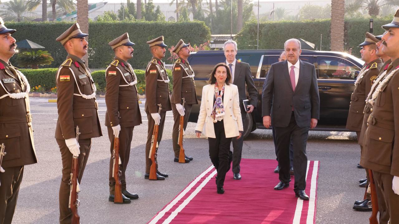 وزيرة دفاع اسبانيا تصل بغداد على رأس وفد رسمي