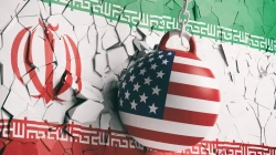 واشنطن تضع خطة "محفوفة بالمخاطر" لضرب إيران