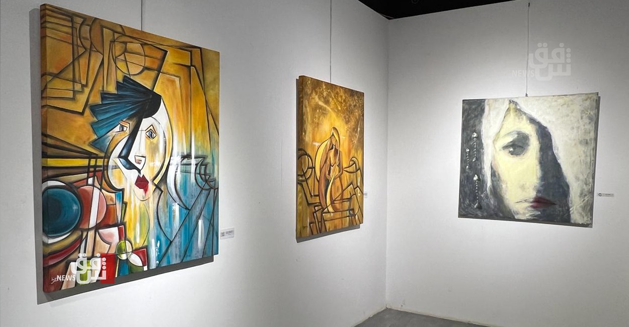 معرض نوار الفني.. فنّانات عراقيات ومغتربات يعرضن لوحاتهن في أربيل (صور)