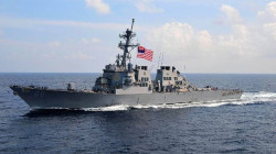 قبالة سواحل اليمن.. سفينة أميركية تتعرض لهجومين منفصلين