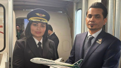 "رزين الدوسكي" تنفذ رحلتها الاولى من بغداد إلى دبي بدرجة "ربان طائرة" (صور)
