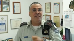 إعلام اسرائيلي يكشف عن تعرض "أفيخاي أدرعي" لمحاولة اغتيال
