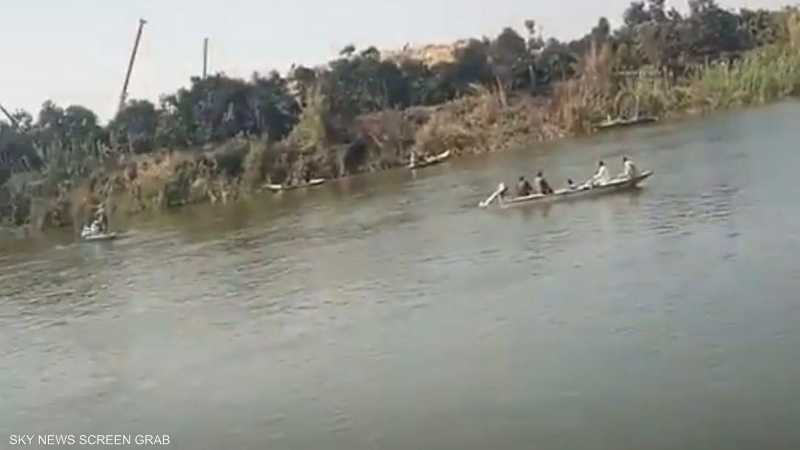 مصرع 8 عمّال مصريين بغرق قارب في نهر النيل