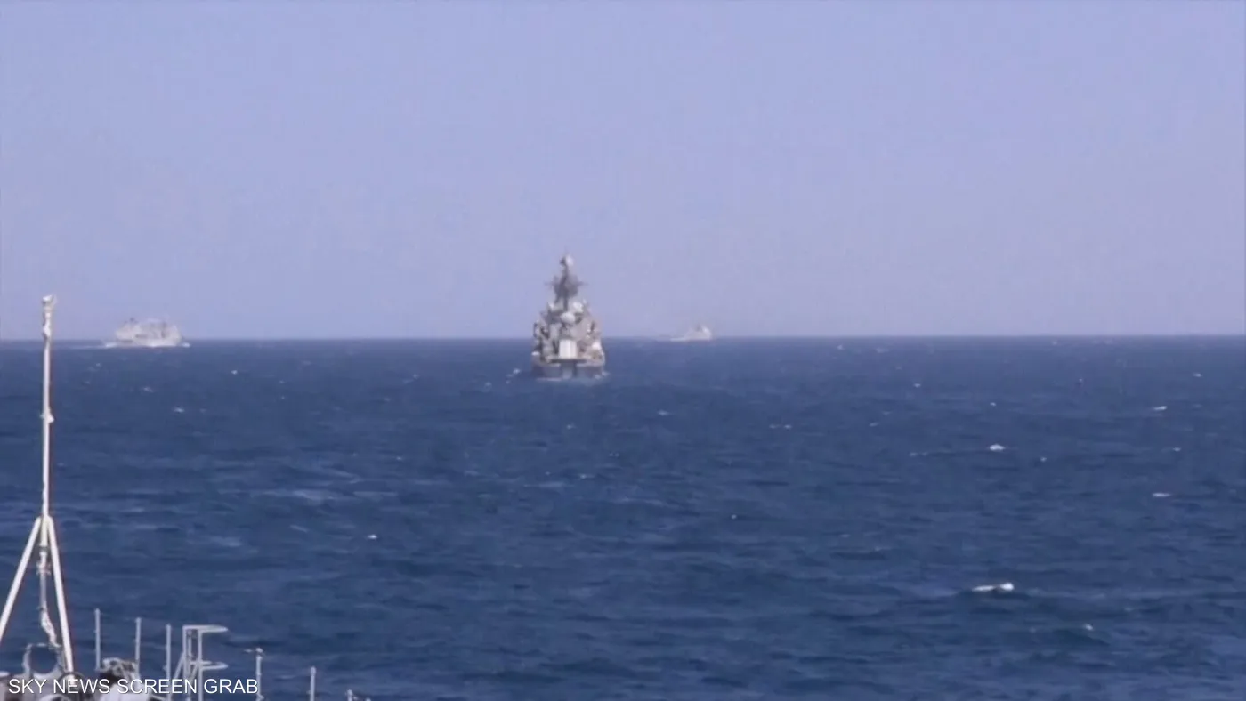 "باليستي" حوثي يستهدف ناقلة امريكية في البحر الأحمر