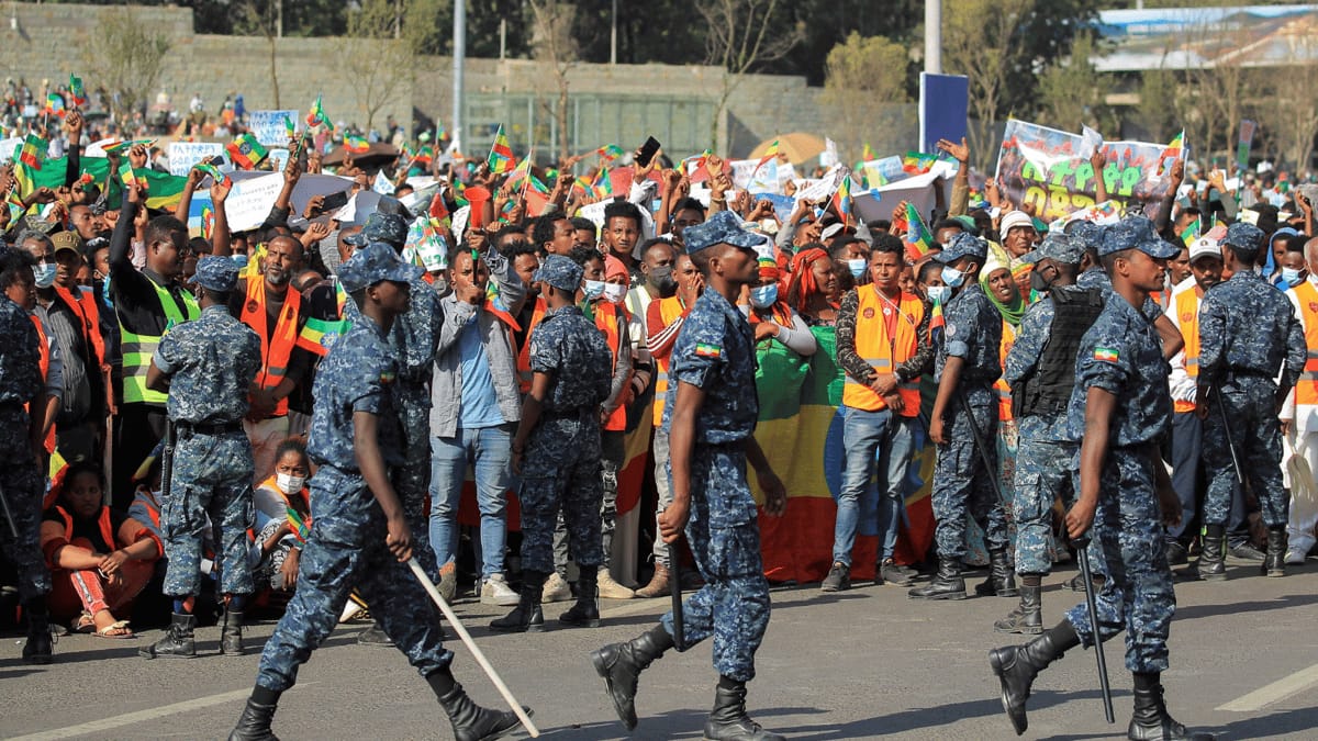 اعتقال صحفي فرنسي في أثيوبيا بتهمة التآمر لإثارة الفوضى