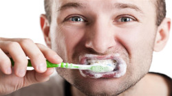 هذا ما يسببه عدم تنظيف الاسنان: تعرّف على الامراض الخطيرة