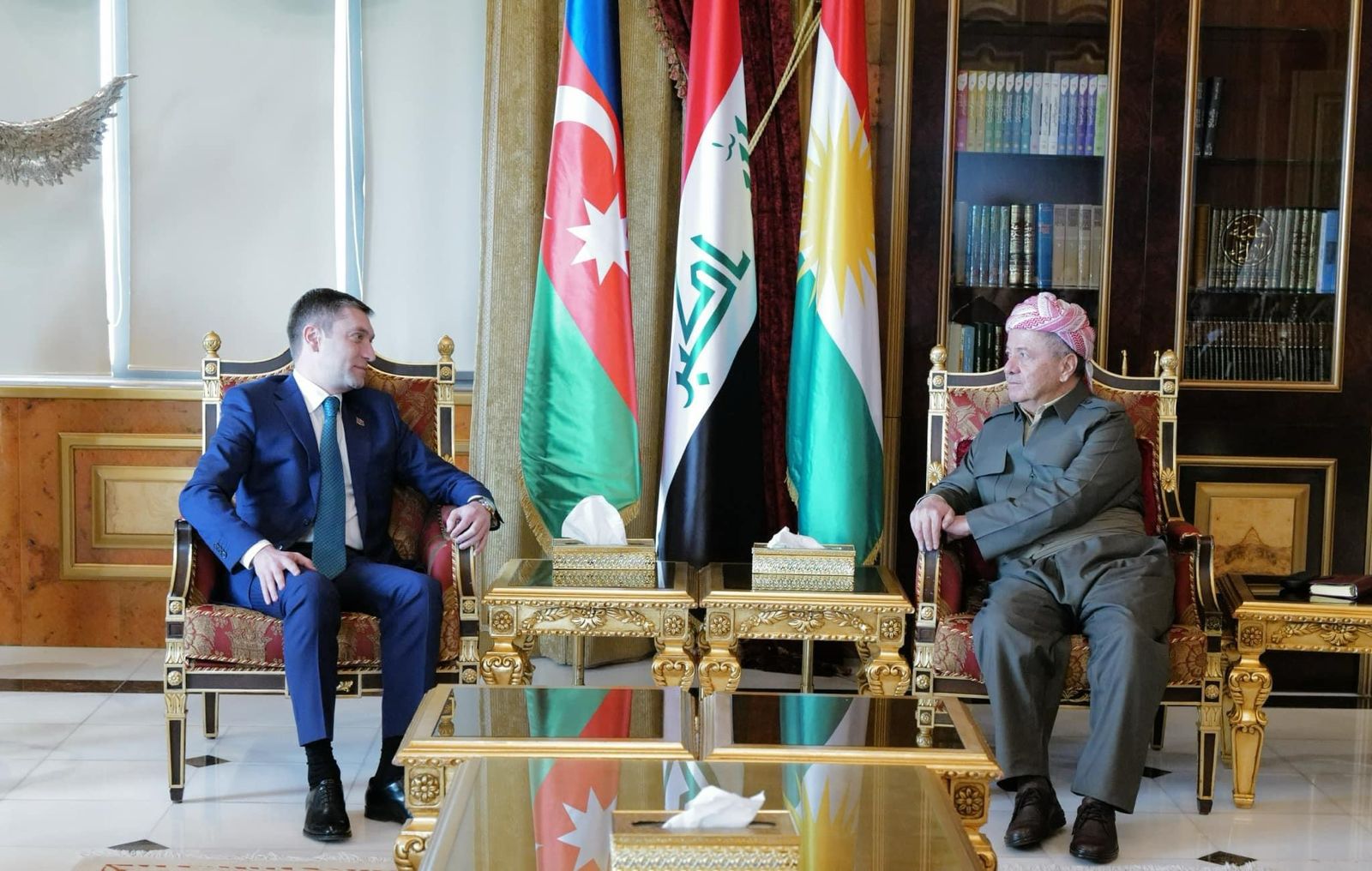 بارزاني يؤكد على تطوير العلاقات الثقافية والزراعية بين كوردستان وأذربيجان