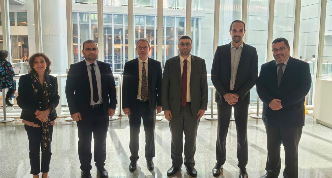 A delegation from Baghdad discusses in Washington the strategy of communications and information technology in Iraq