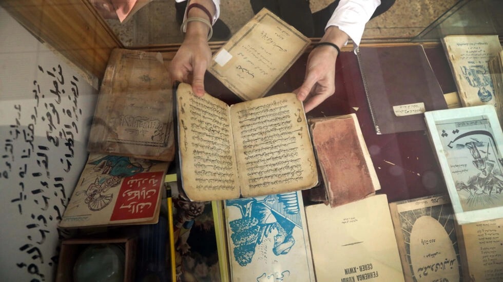 'Sacred job': Iraq Kurds digitise books to save threatened culture