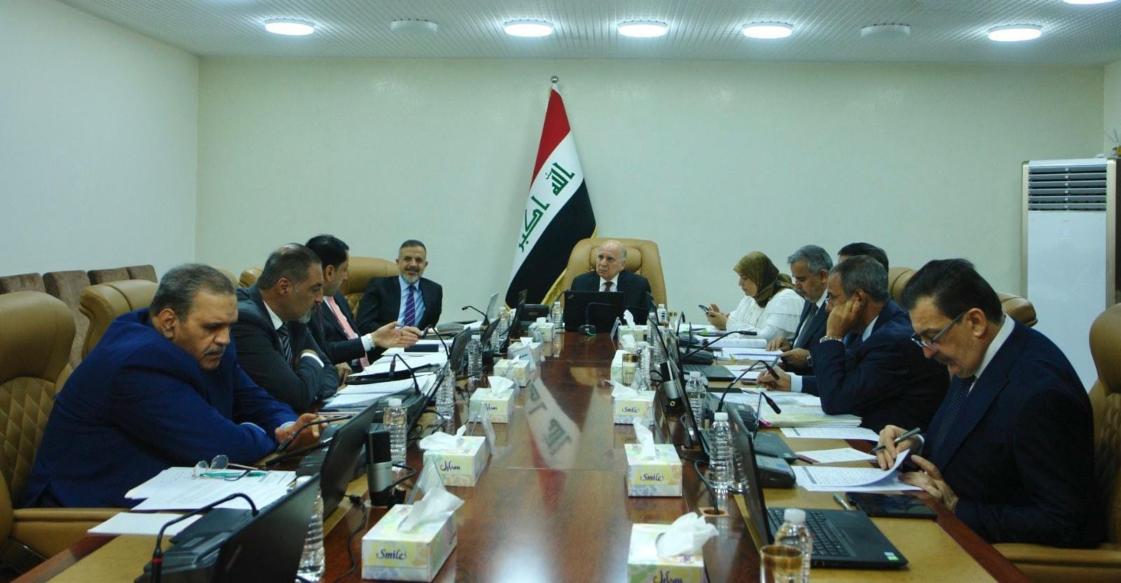 المجلس الوزاري الاقتصادي يشكّل لجنة لتنظيم التجارة والاستيراد في العراق