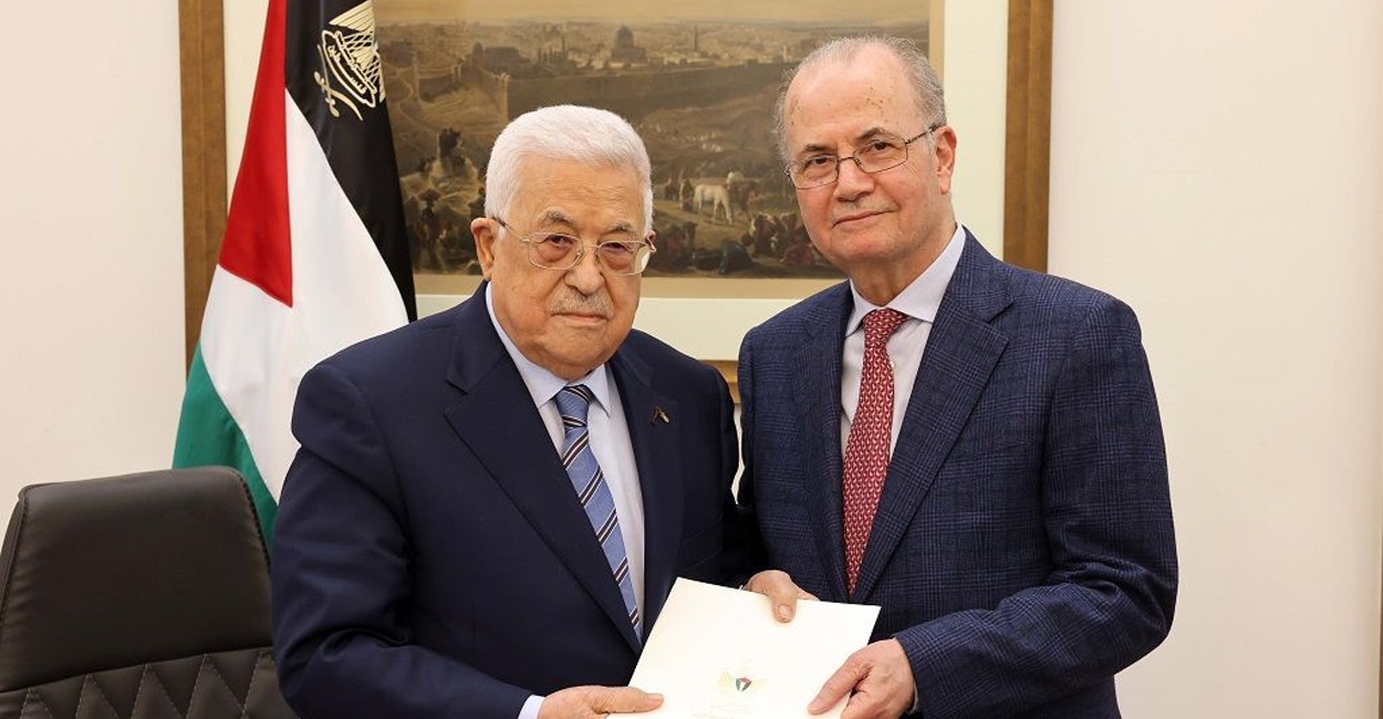 الرئيس الفلسطيني يكلف محمد مصطفى بتشكيل الحكومة