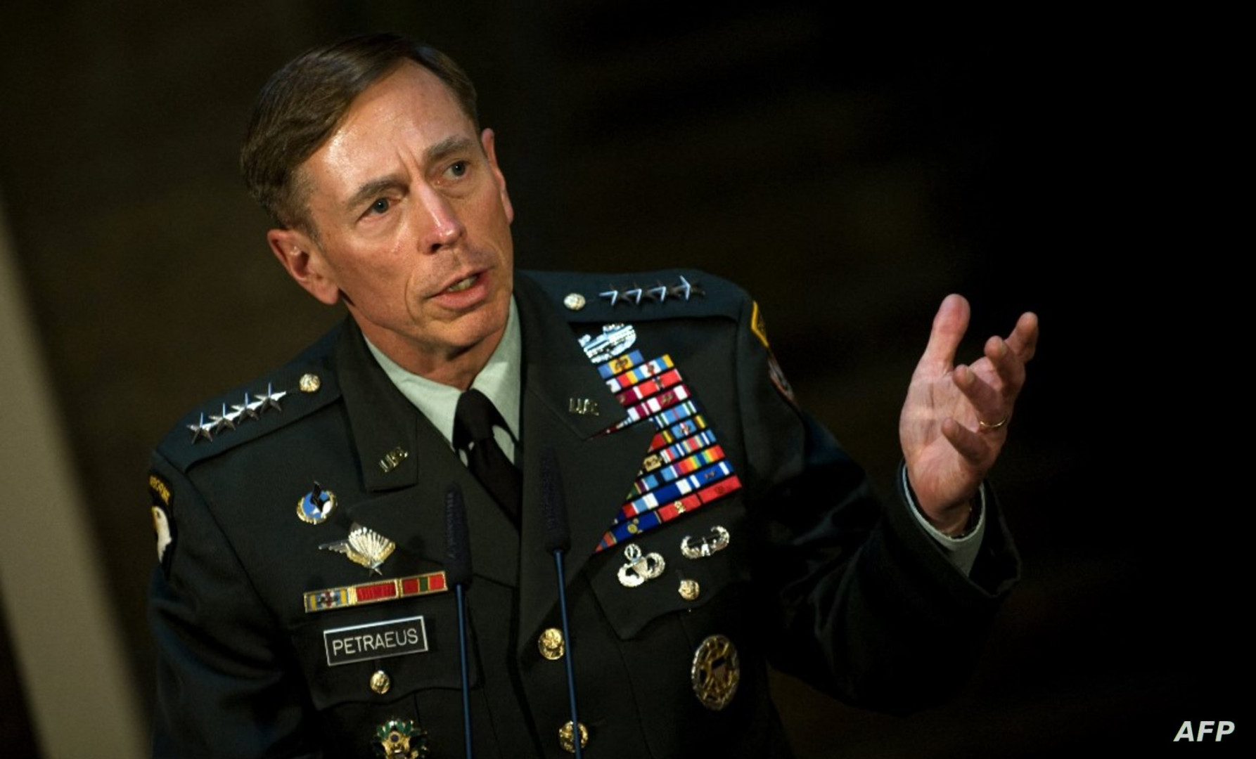 General Petraeus urges Israel to consider counterinsurgency strategy in Gaza