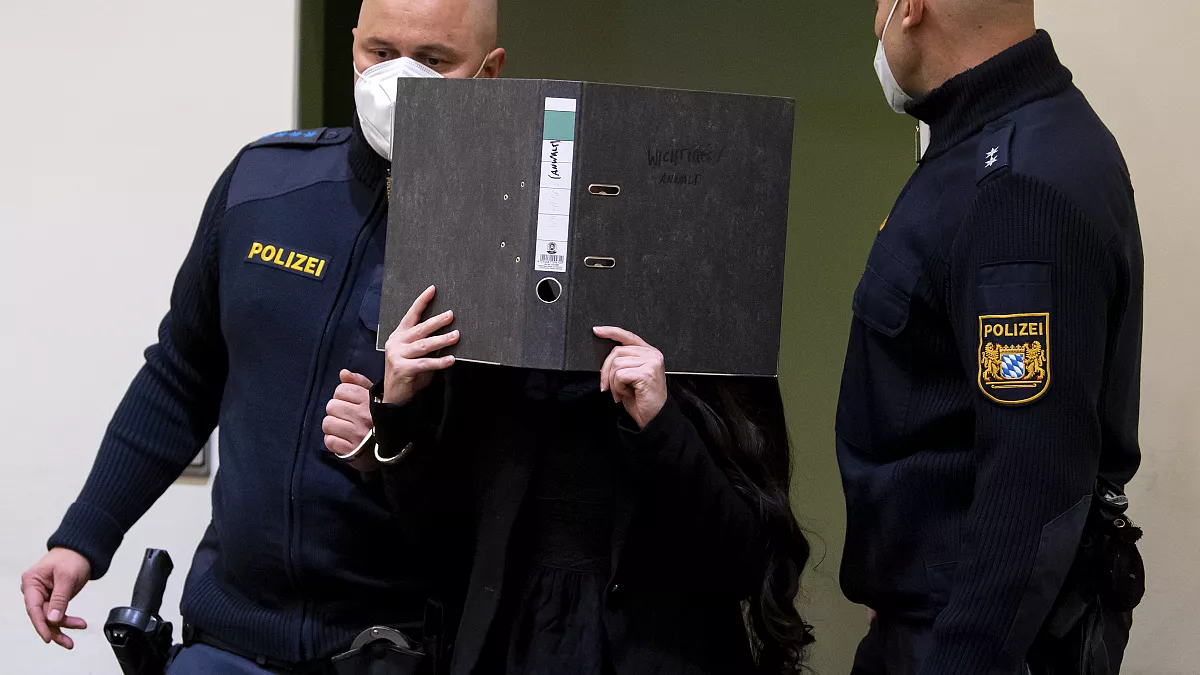 عذّبت طفلة إيزيدية حتى الموت.. "داعشية" ألمانية تخسر استئناف حكماً بالسجن لـ14 عاماً