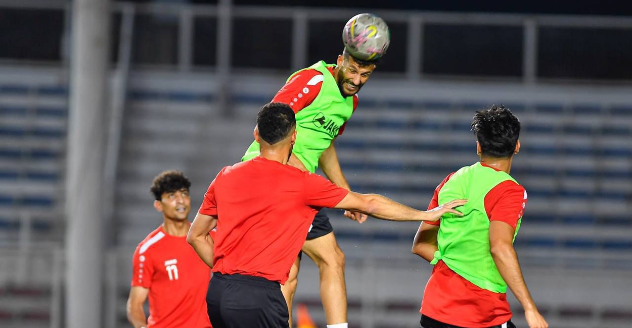 قبيل مواجهة الفلبين.. المنتخب العراقي لكرة القدم يختتم تدريباته في مانيلا (صور)