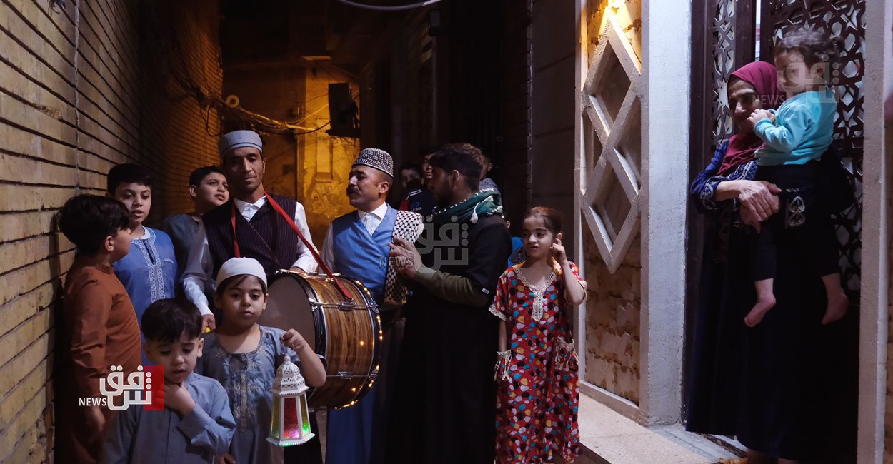 Baghdadis revive Ramadan tradition of "Majina Ya Majina"