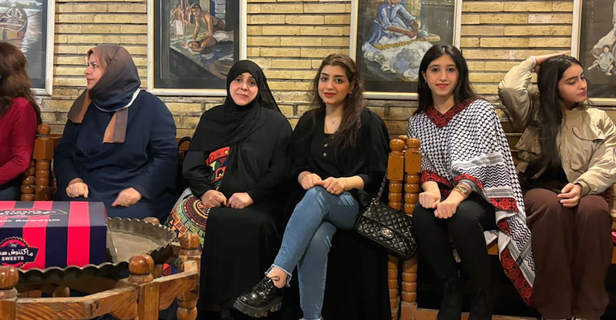Iraqi women organize an "only-women" Ramadan game traditionally exclusive to men