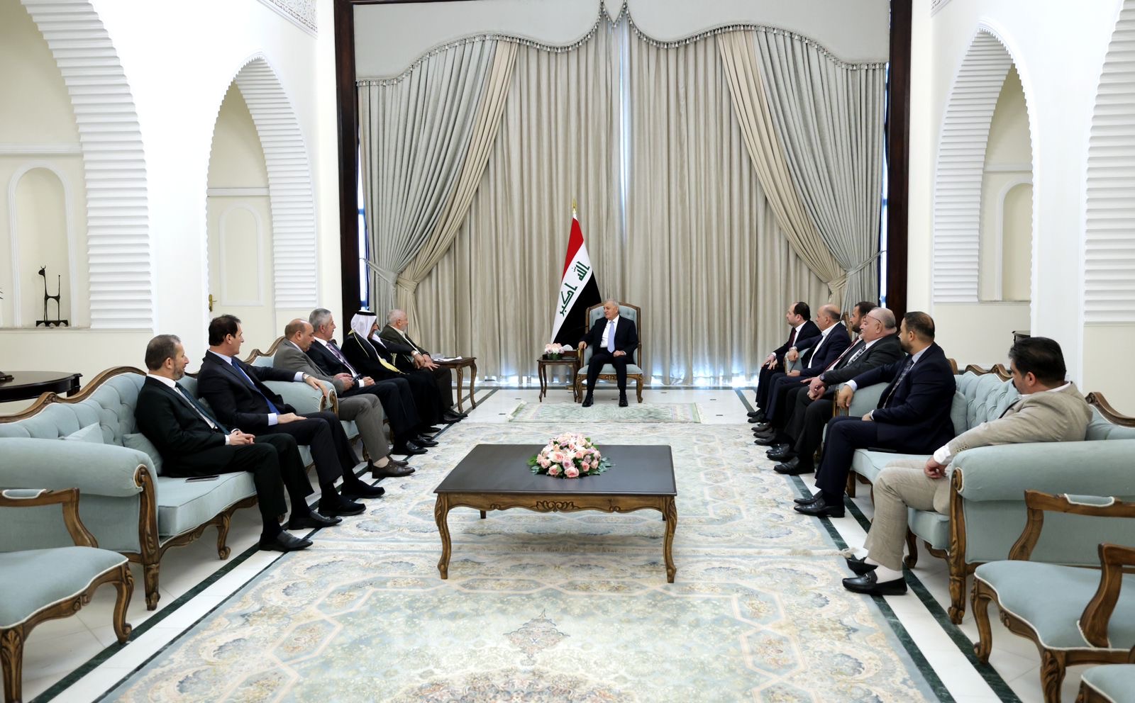 Iraq's President: Baghdad-Erbil disputes must be resolved according to constitution