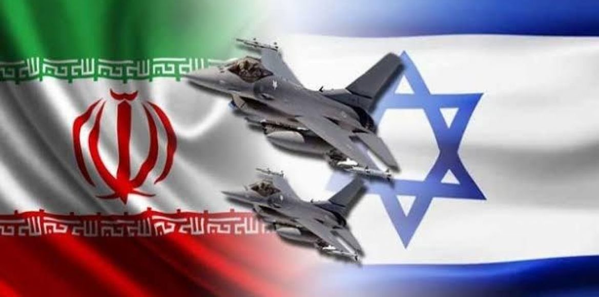 Israel prepares "clear and decisive" response to recent Iranian attack