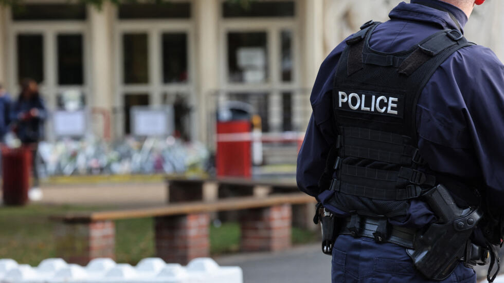 هجوم بسكين يصيب "طفلتين" قرب احدى المدارس في فرنسا
