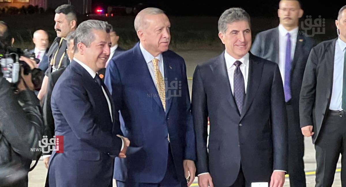 He was received by Nechervan Barzani. Erdogan's plane lands in Erbil, his second station in Iraq