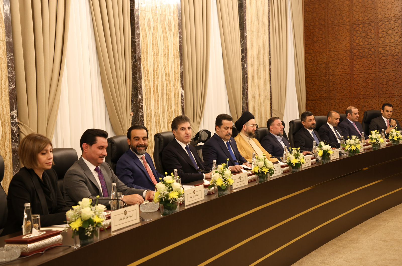 نيجيرفان بارزاني يشارك في اجتماع إدارة الدولة ببغداد (صور)