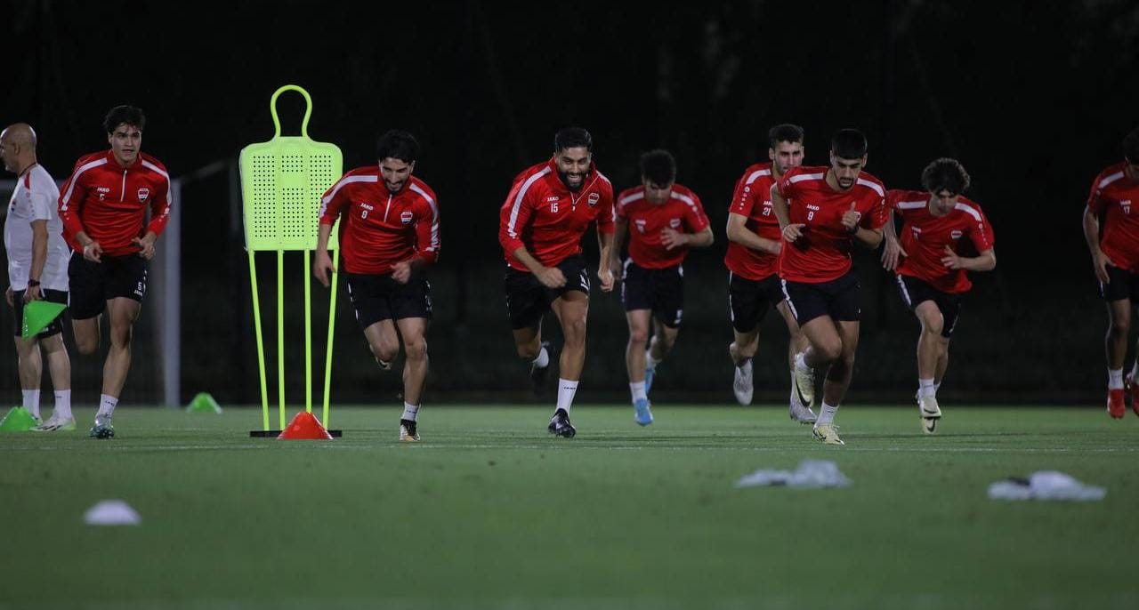 منتخب العراق الأولمبي يختتم استعداداته لمواجهة إندونيسيا (صور)