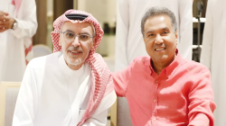 "رسائل صوتية" تكشف عن إصابة المطرب السعودي محمد عبده بمرض عُضال