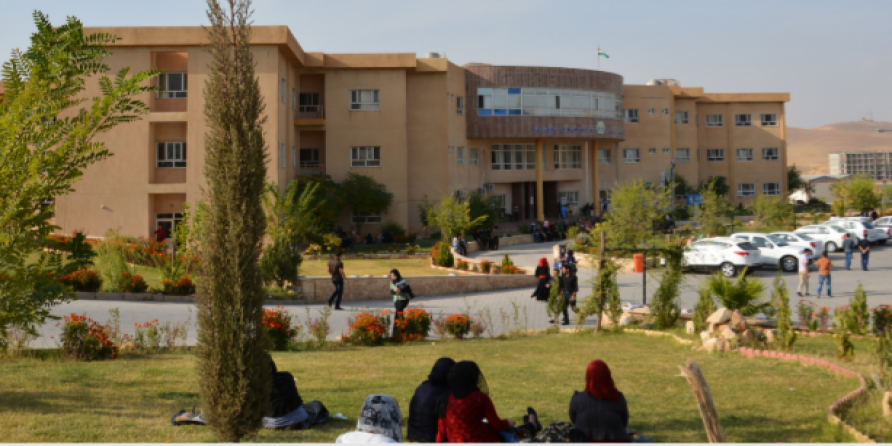 جامعة زاخو تصدر توضيحا حول حقيقة منع الطالبات من ارتداء النقاب