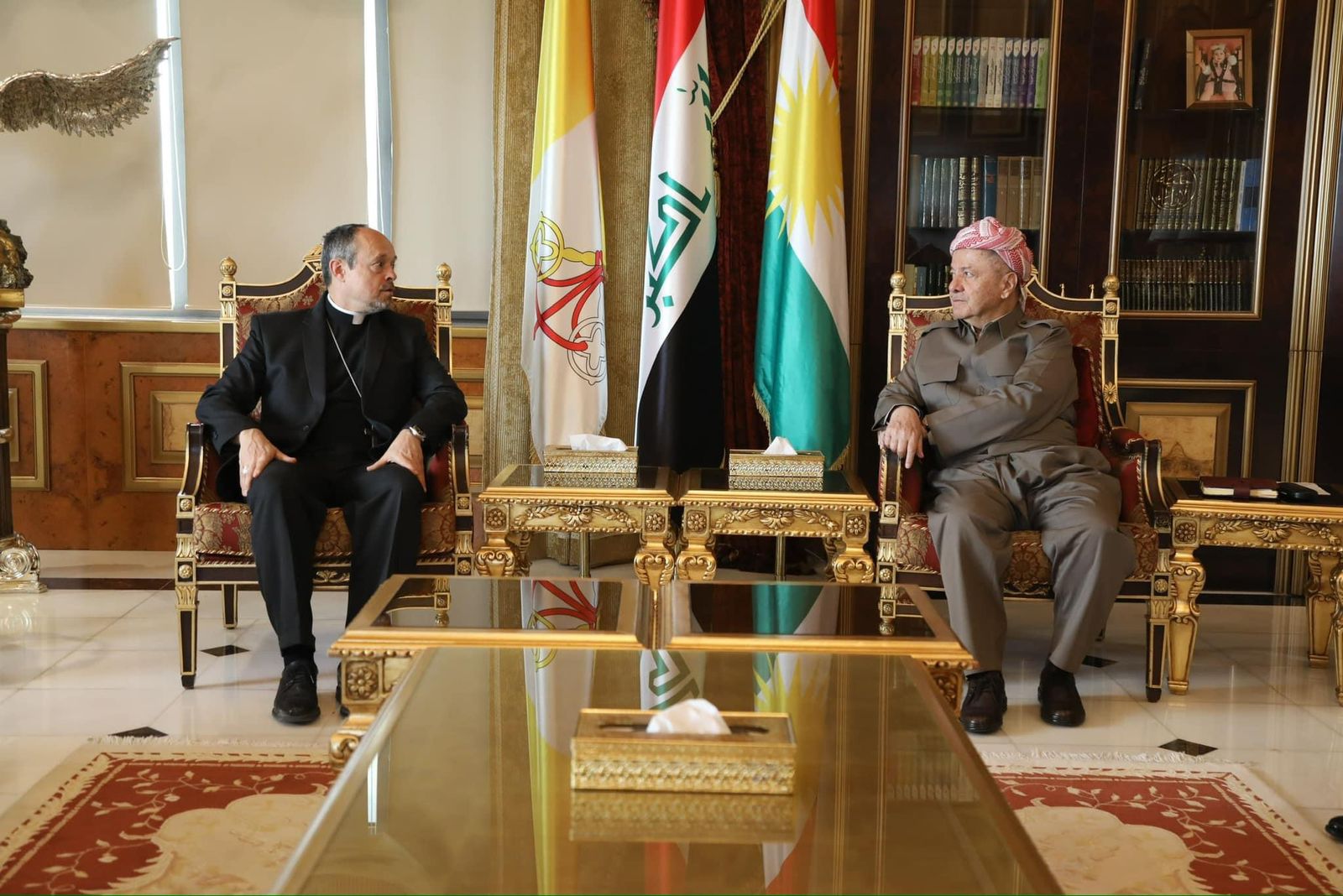 Leader Barzani meets Vatican Ambassador, praises efforts for stability and rights