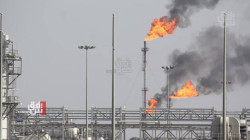 Oil set for weekly gain on signs of improving demand