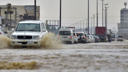 السعودية.. تحذيرات من سيول وفيضانات امطار ورفع "الإنذار الأحمر" بأربع مناطق