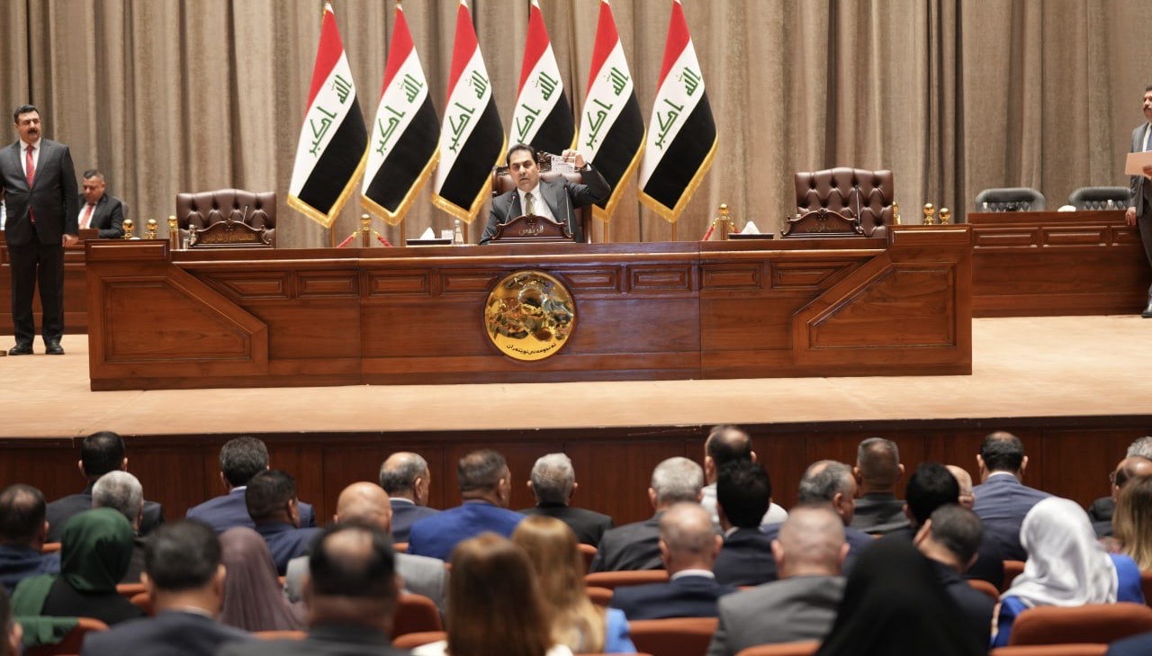 Political standoff in Iraqi Parliament: Debate over postponing Speaker election continues