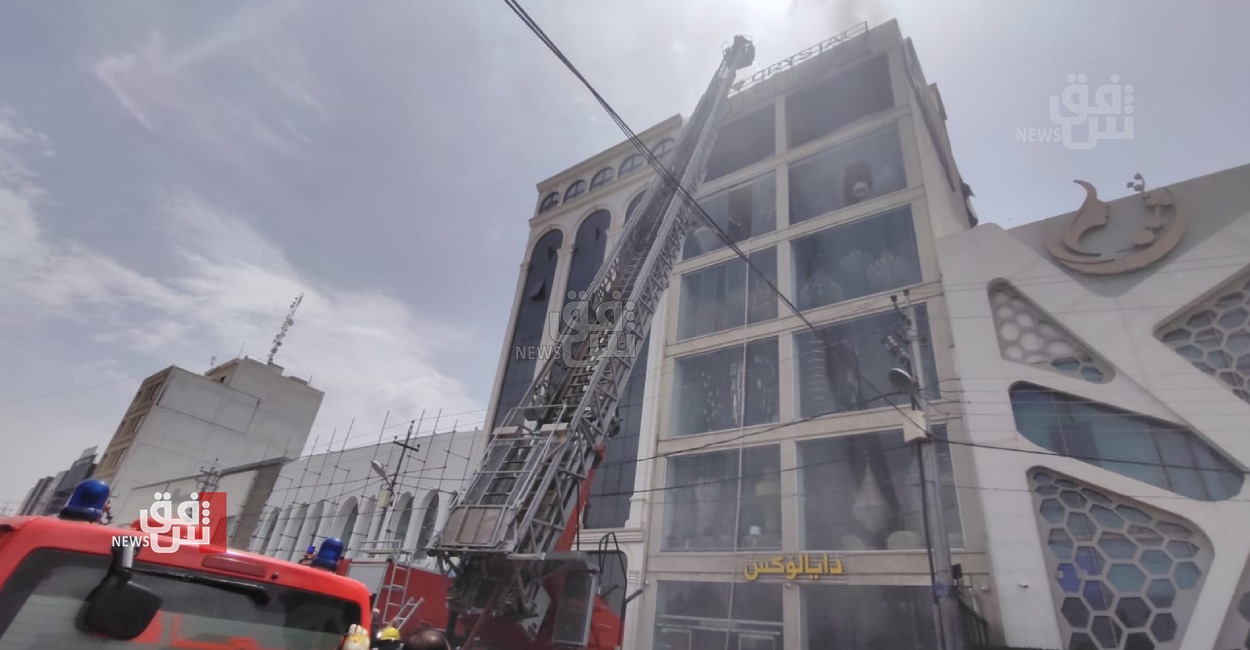 اندلاع حريق في مبنى تجاري على طريق مطار اربيل