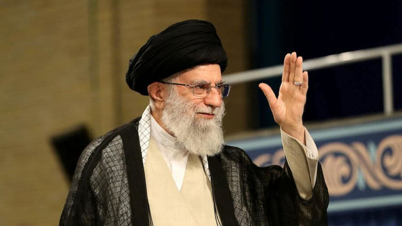 Khamenei addressing U.S. university students: The page of history is turning, you are standing on the right side of it