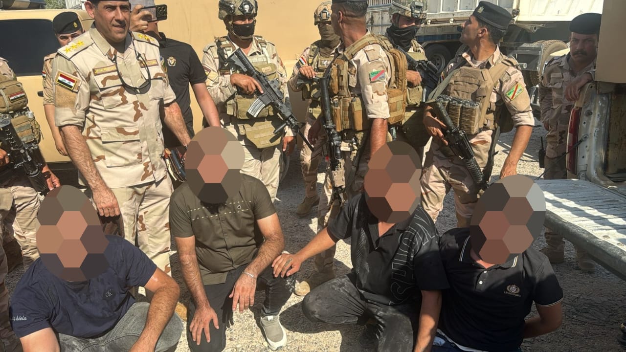 القبض على سبعة "مخربين" بحوزتهم عجلة "حكومية" جنوب بغداد.. صور