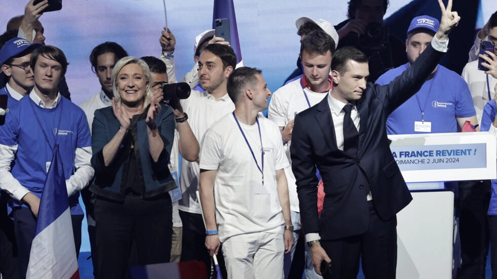 اليمين المتطرف يتقدم بالانتخابات الأوروبية ويقلب الطاولة في فرنسا