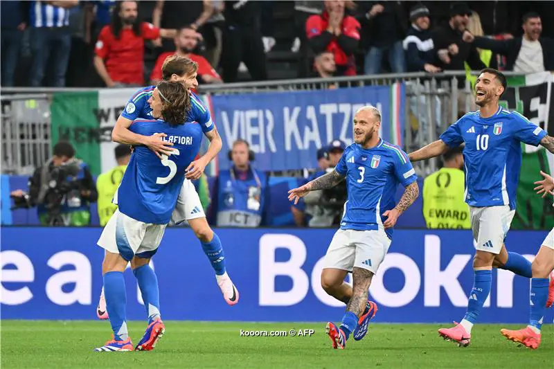 إيطاليا تعاقب ألبانيا على هدفها التاريخي وتعود بفوز أول